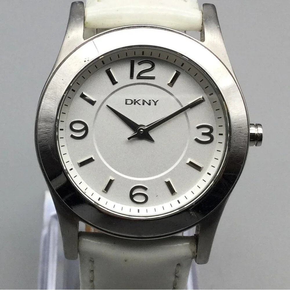 DKNY Womens Watch 32mm Silver Tone White Leather 5 ATM Stainless New Battery